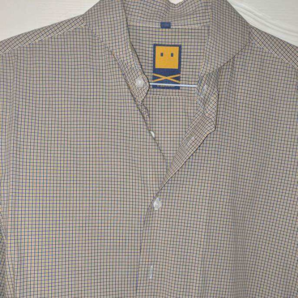 Trashness Extreme Cutaway Collar Button Down Shirt